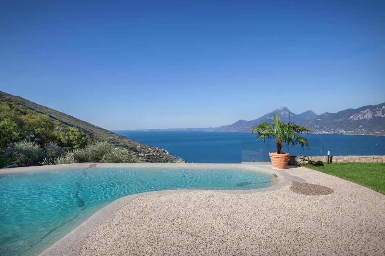 Villa Divina - Apt Icona Con Piscina E Vista Lago Castelletto Di Brenzone Exterior photo